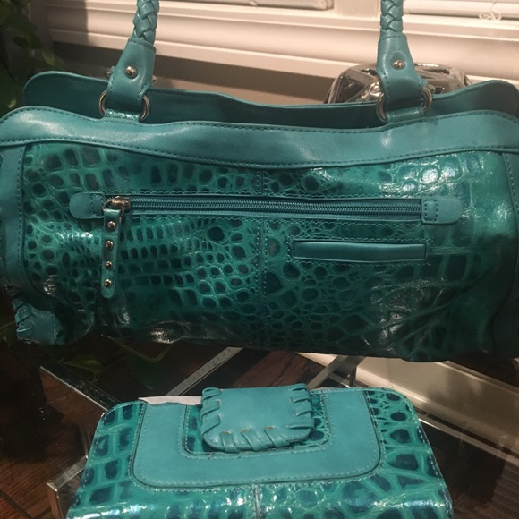 Turquoise Handbag and Matching Wallet - Picture 2 of 4